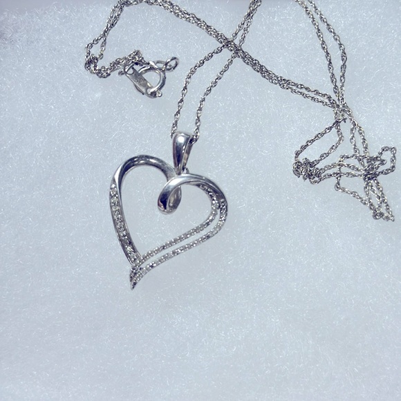 925 Sterling Silver JWBR Jane Seymour  Diamond  Open Heart Pendant - Picture 1 of 4